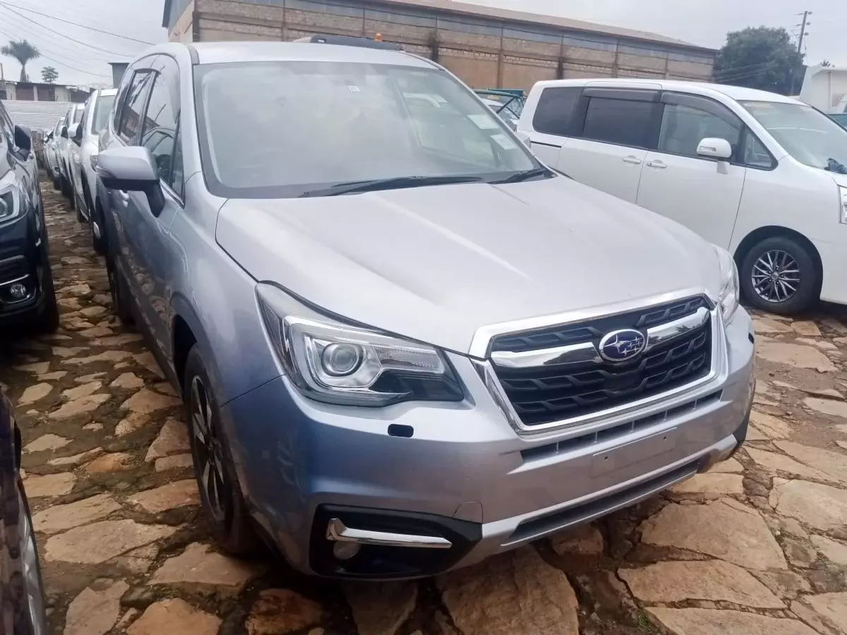 Subaru Forester   - 2015