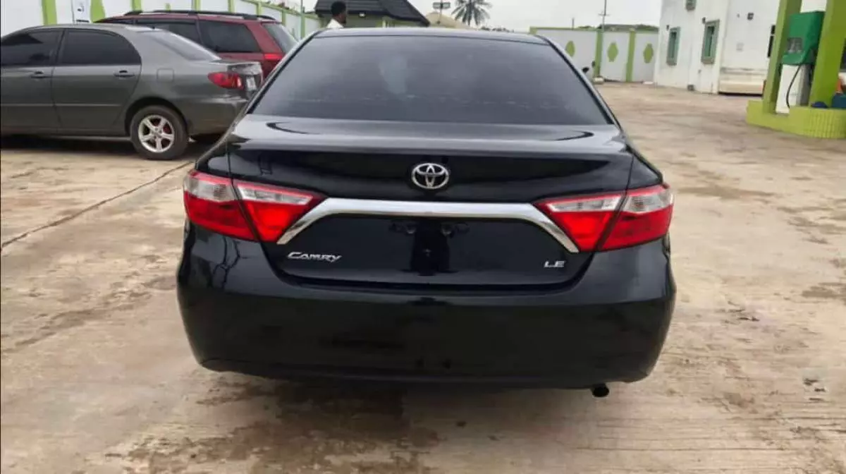 Toyota Camry   - 2015