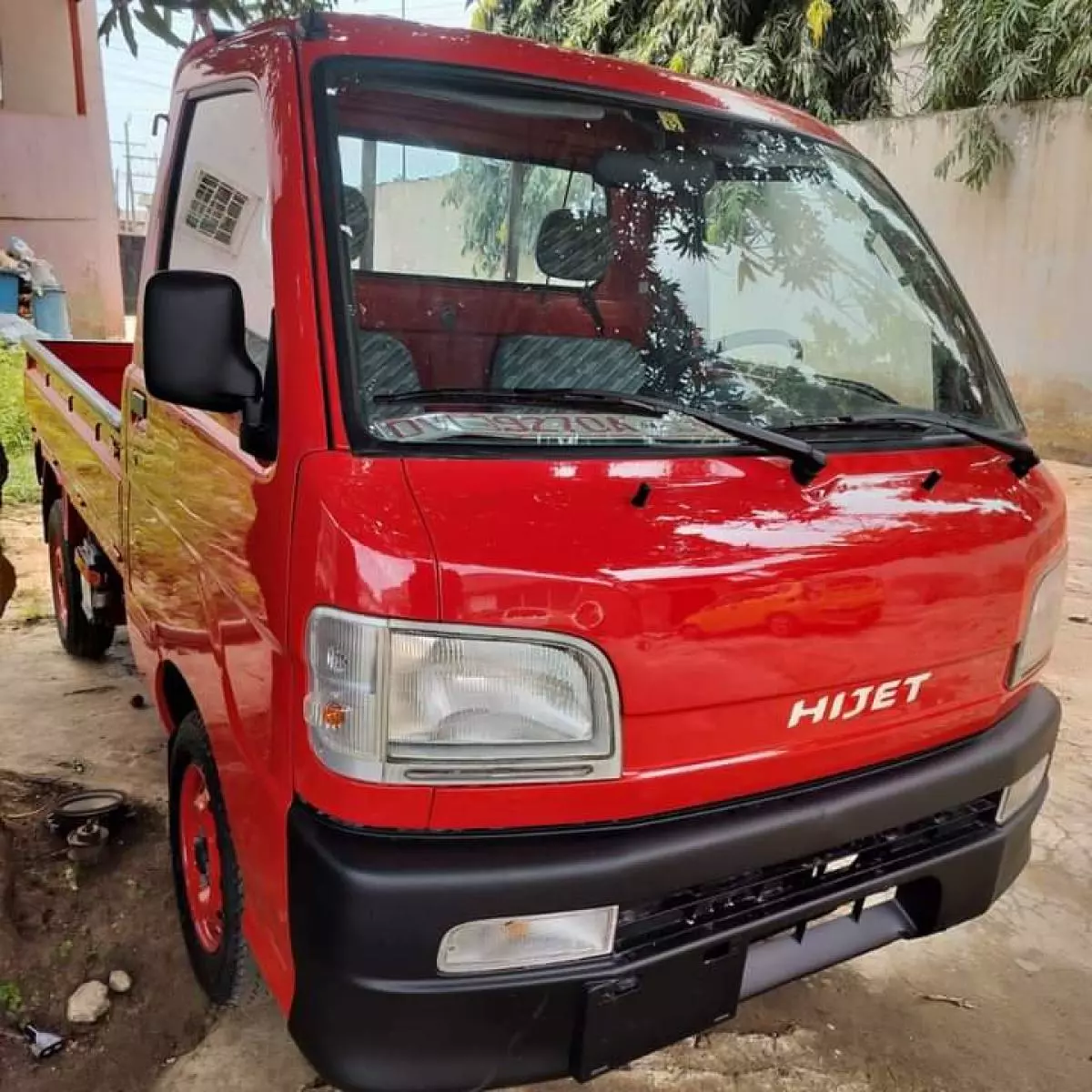 Daihatsu Hijet   - 2011