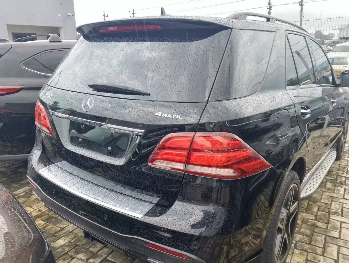 Mercedes-Benz GLE 350   - 2018