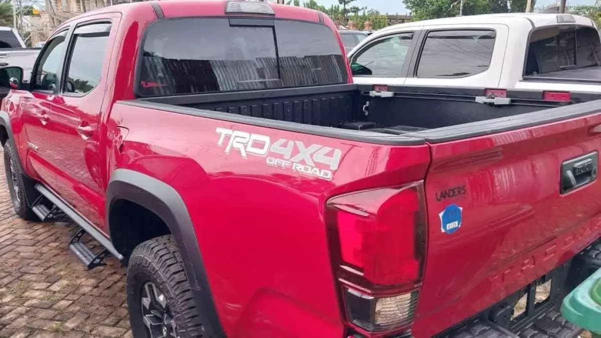 Toyota Tacoma - 2018