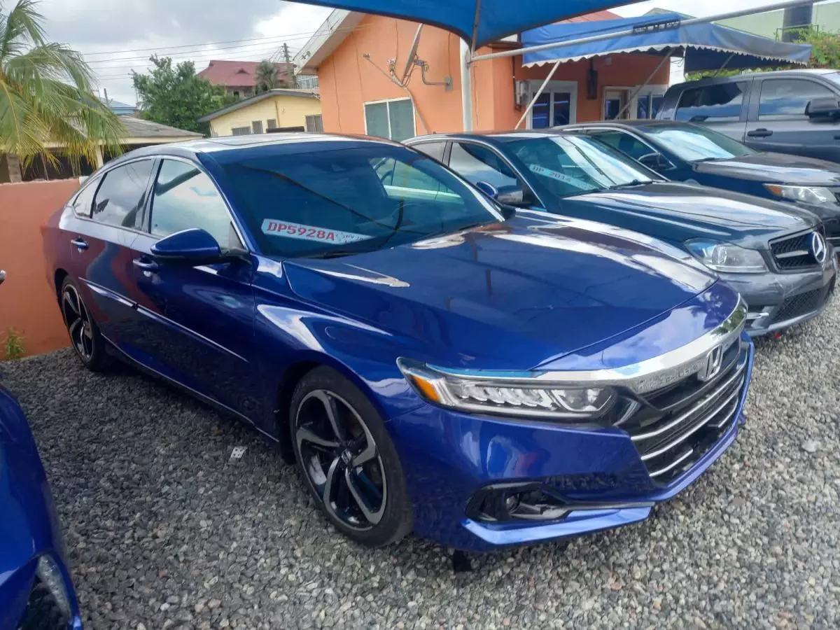 Honda Accord   - 2018