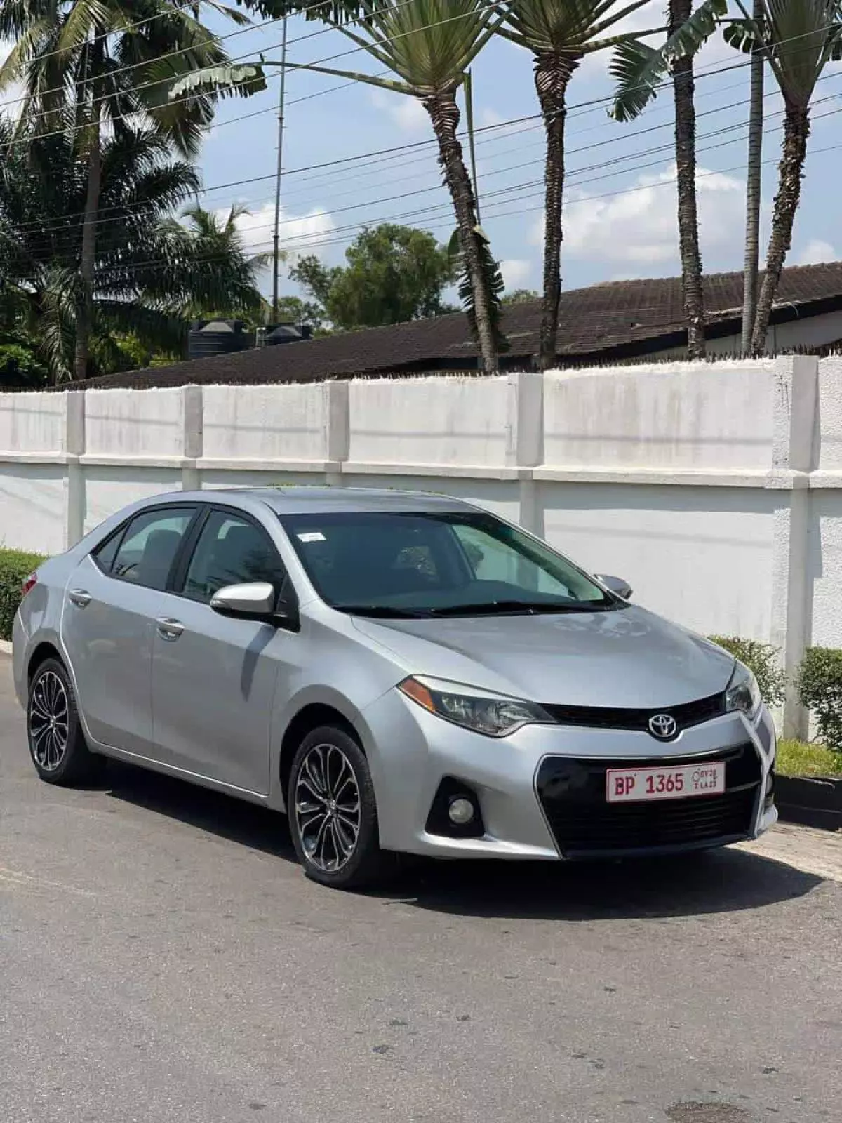 Toyota Corolla - 2015