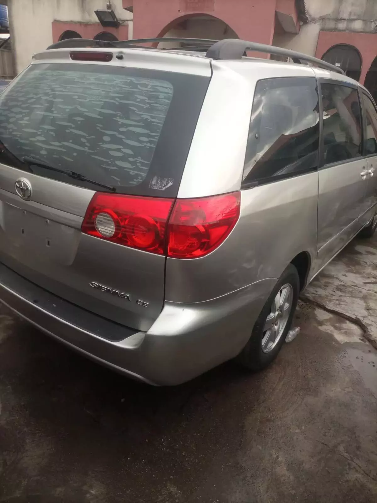 Toyota Sienna   - 2006