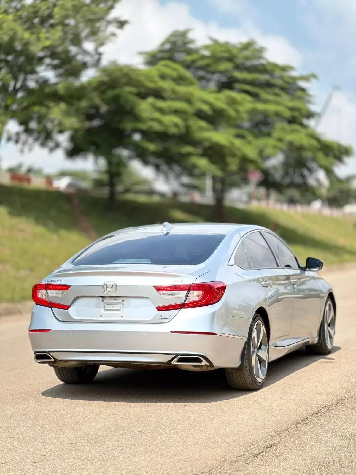 Honda Accord   - 2019