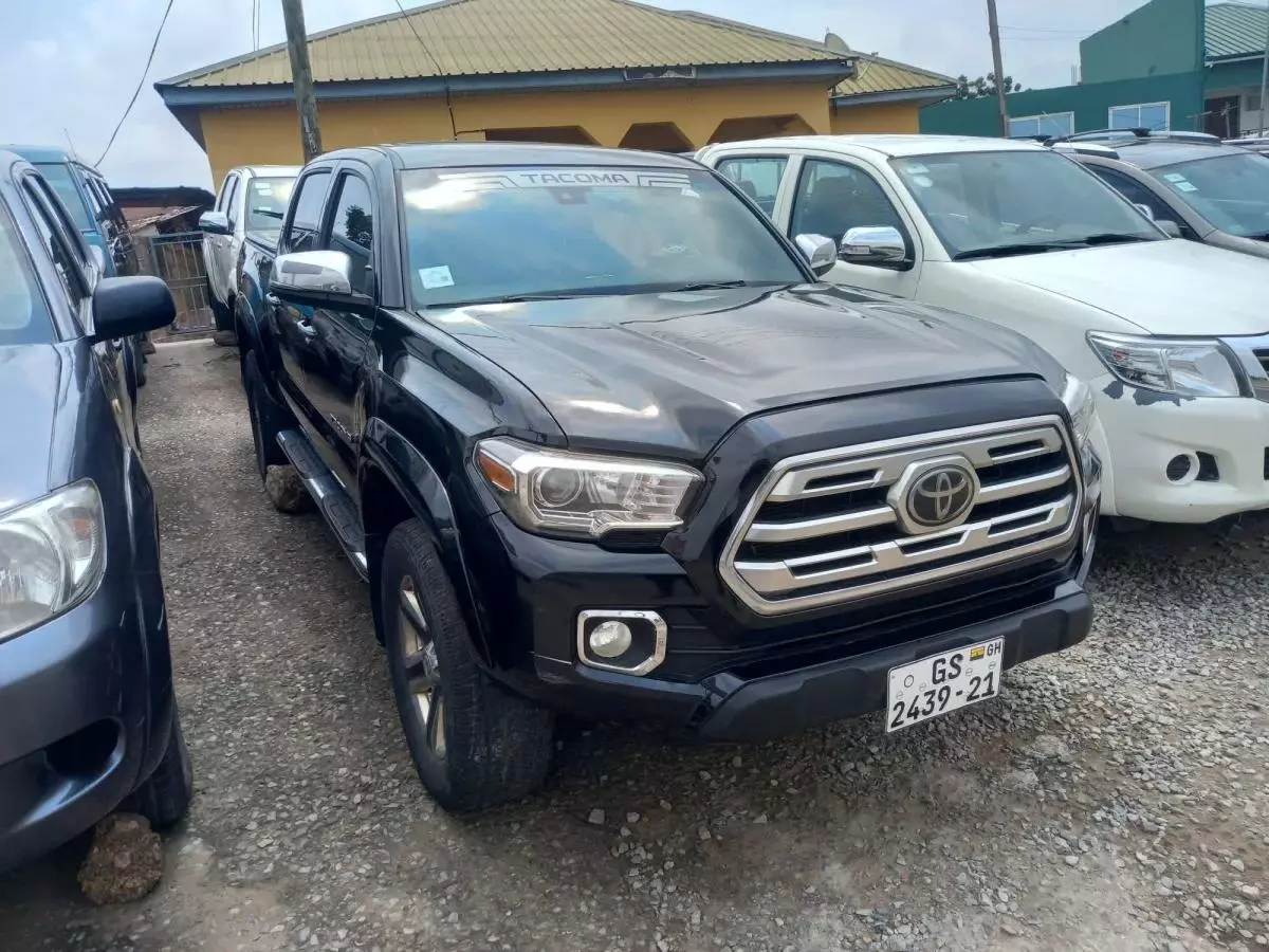 Toyota Tacoma   - 2019