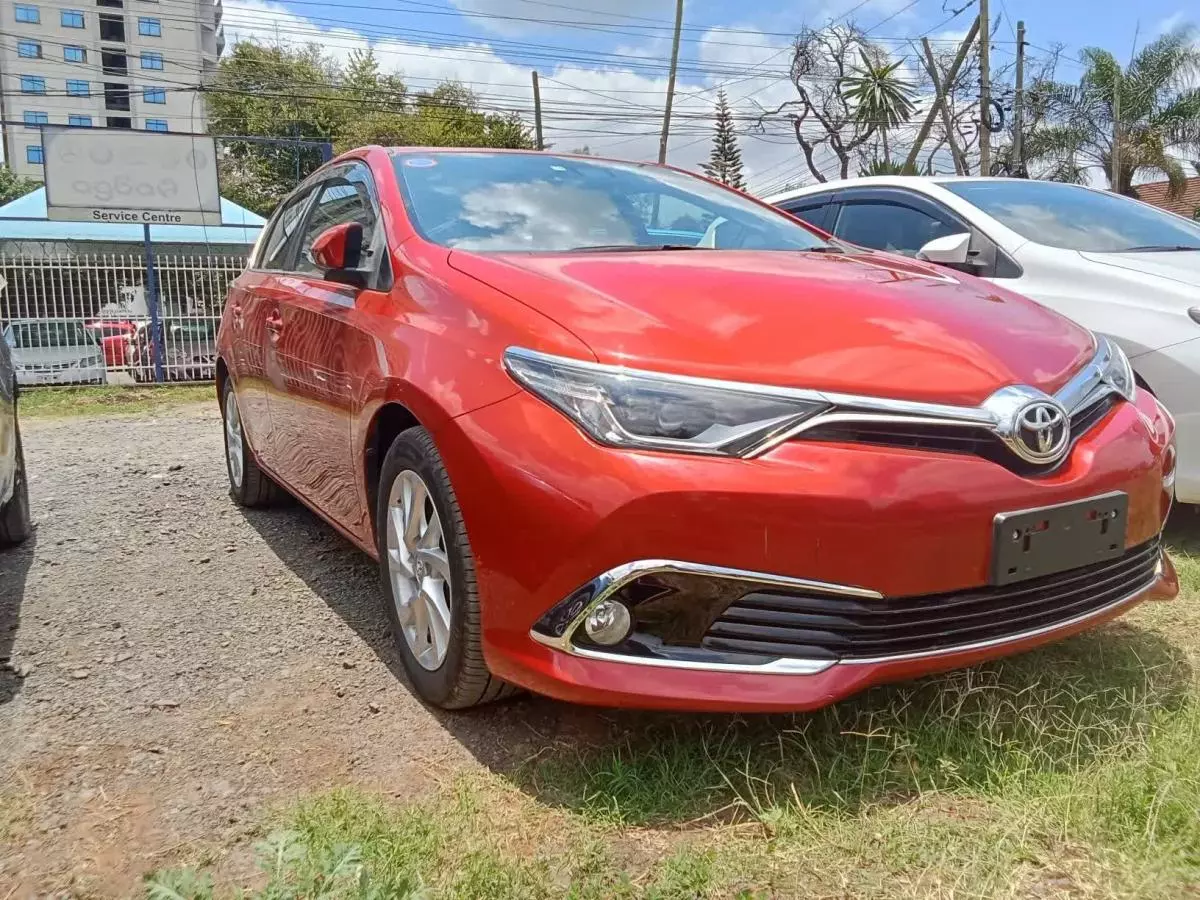 Toyota Auris   - 2017