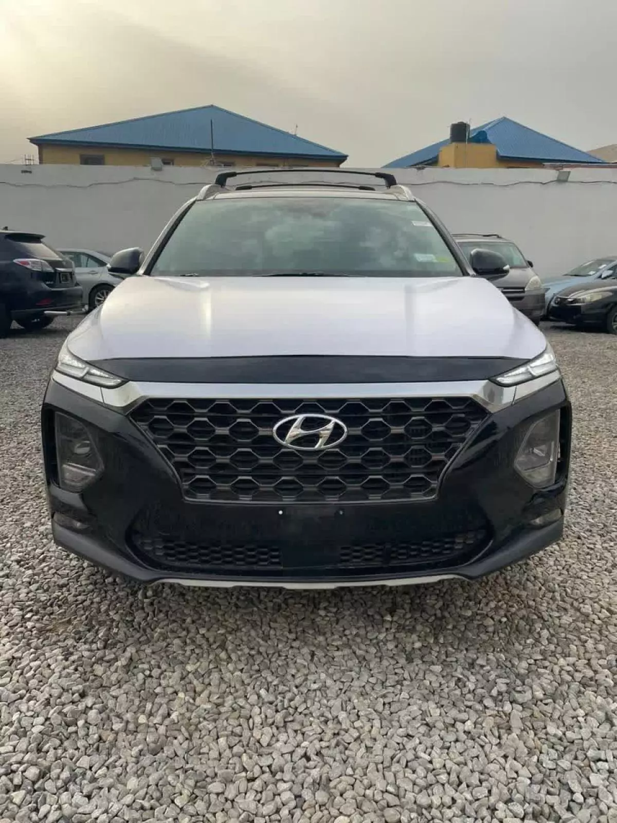 Hyundai Santa Fe   - 2021