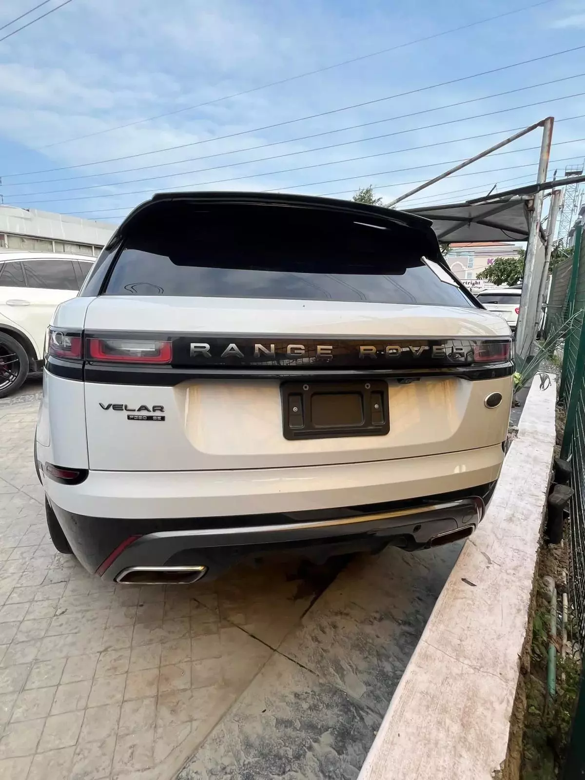 Land Rover Range Rover Velar   - 2018