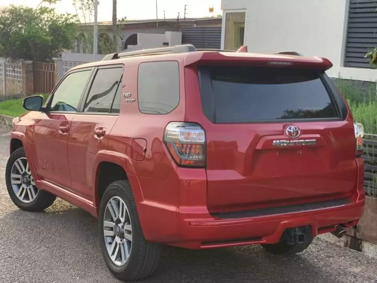 Toyota 4-Runner   - 2022