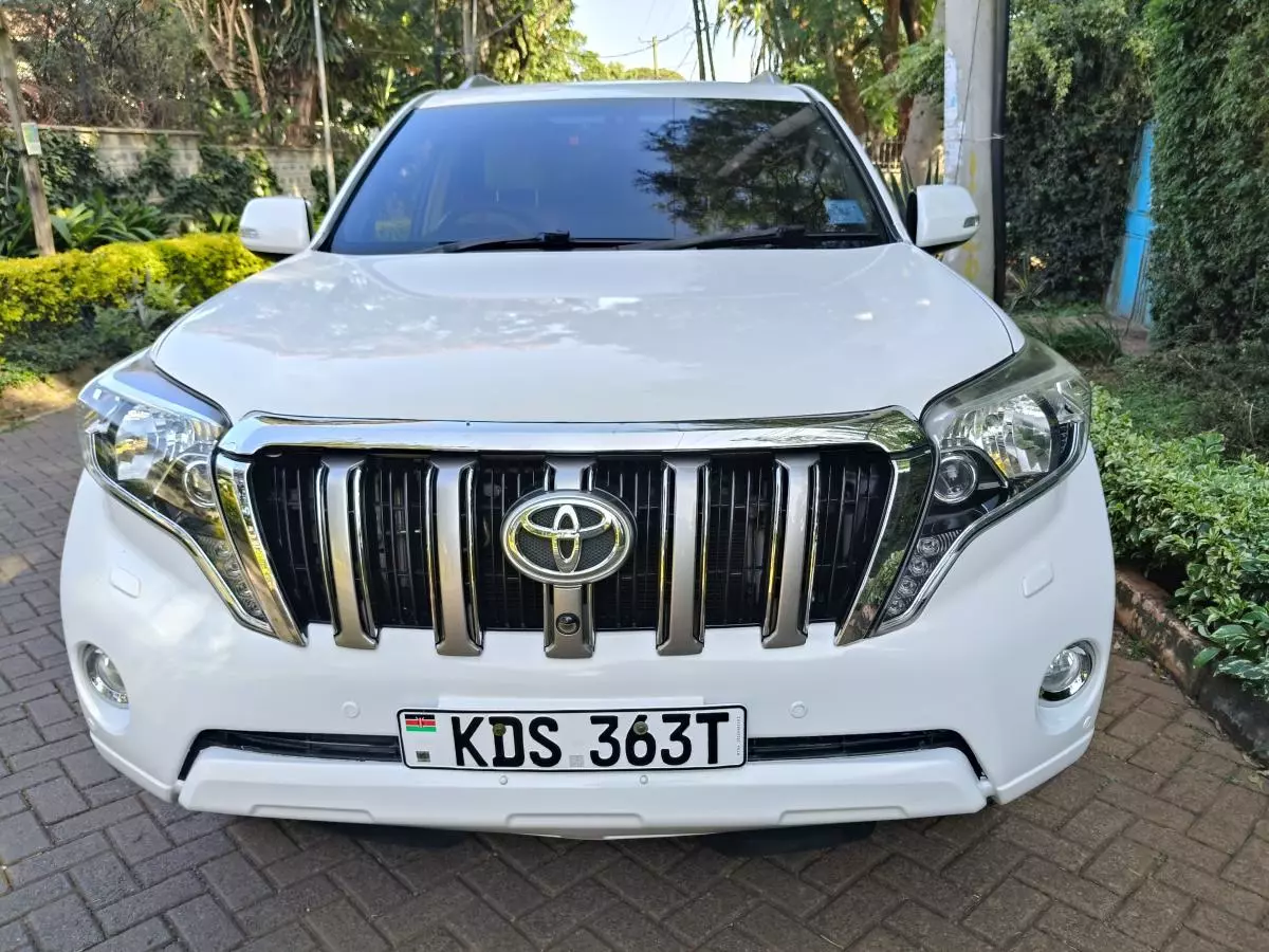 Toyota Landcruiser prado TX   - 2015