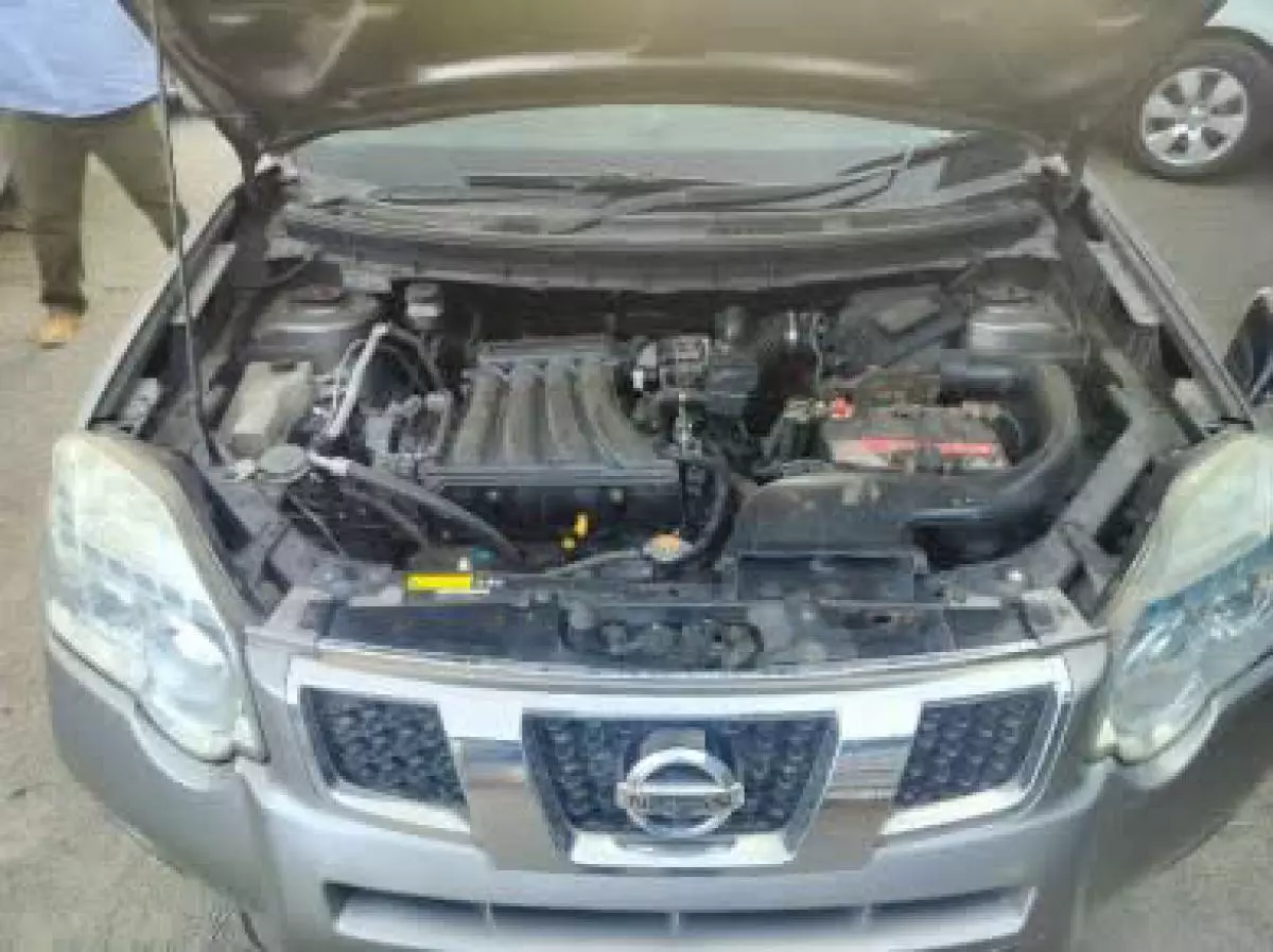 Nissan X-TRAIL   - 2013