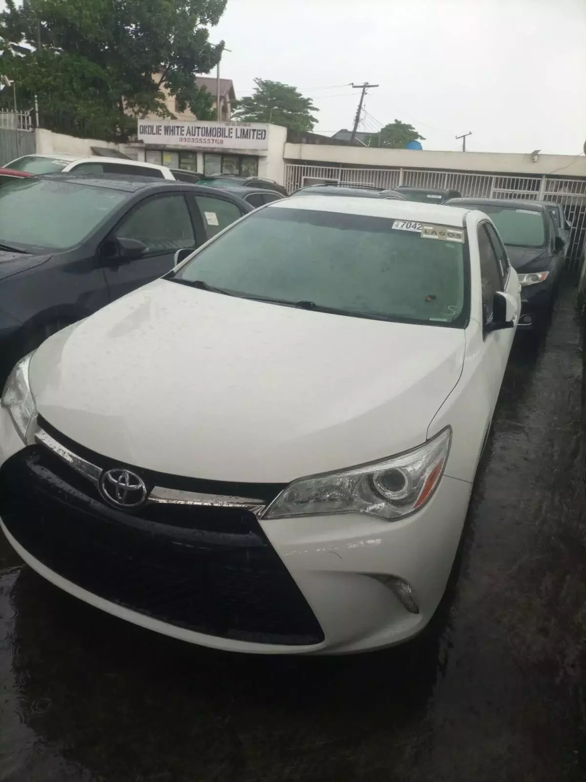 Toyota Camry   - 2017