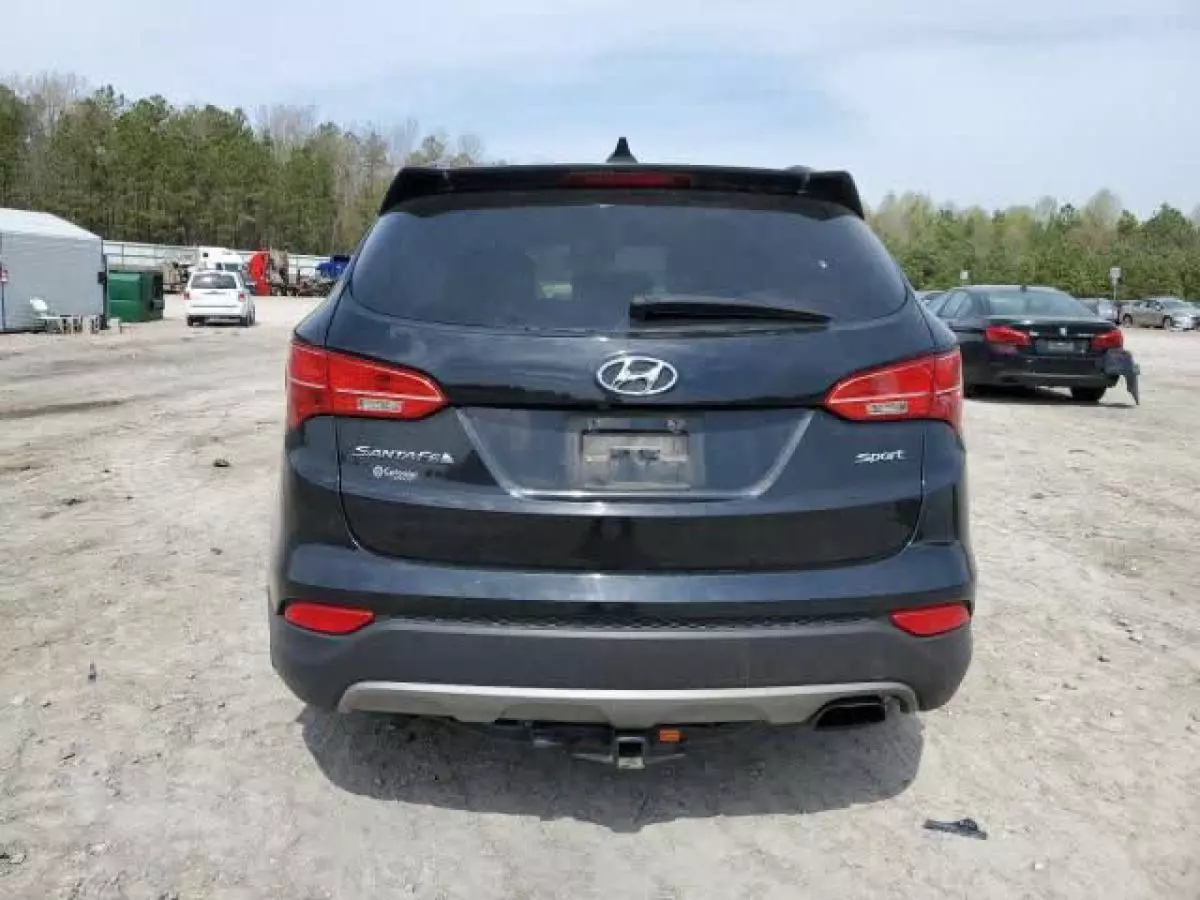 Hyundai Santa Fe   - 2015