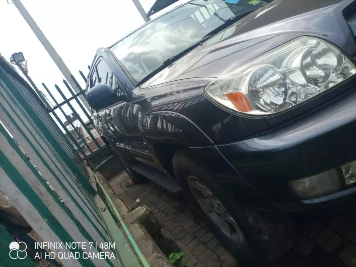 Toyota 4-Runner - 2005