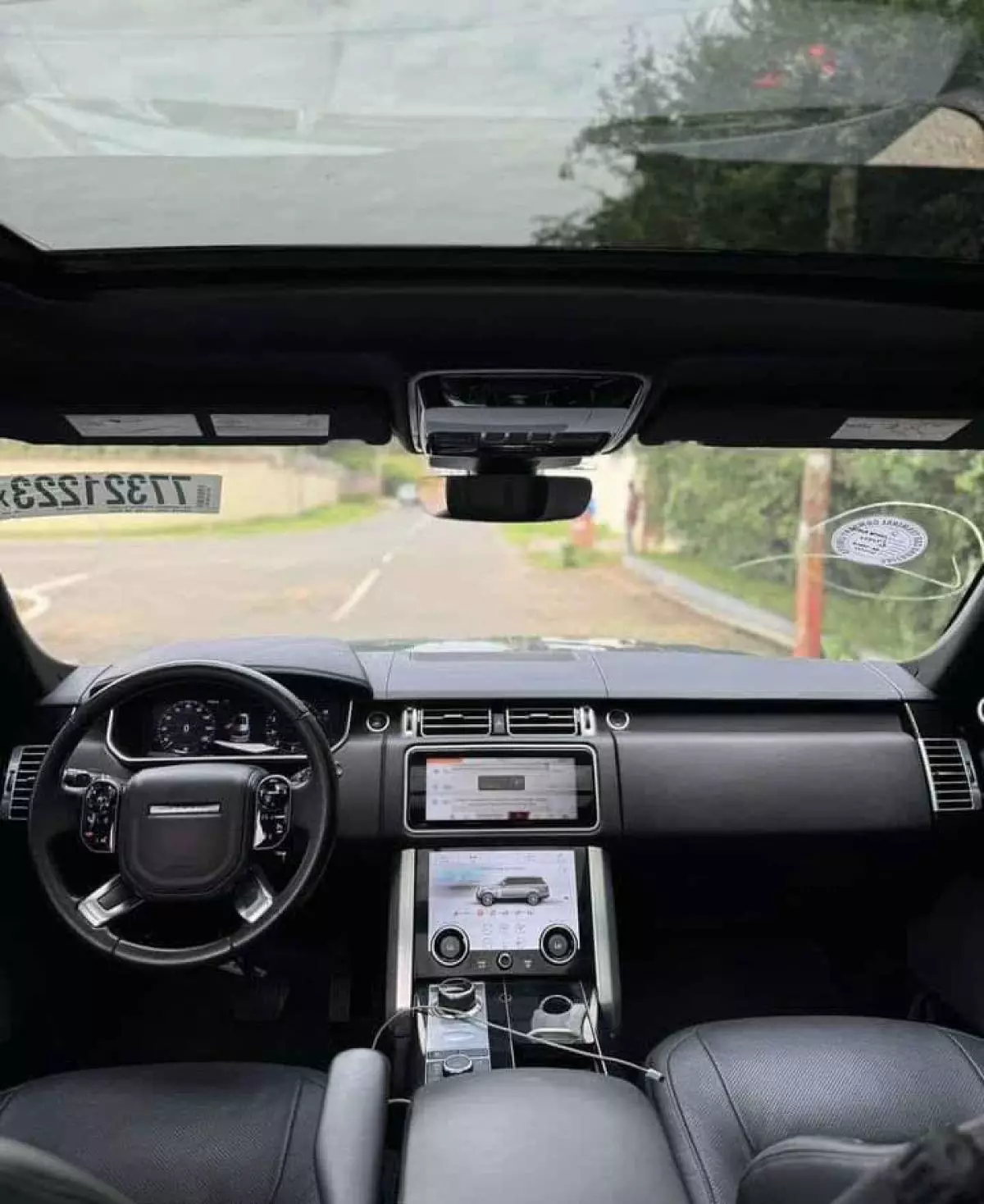 Land Rover Range Rover Vogue   - 2019