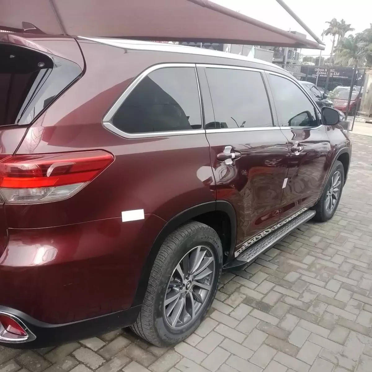 Toyota Highlander   - 2018