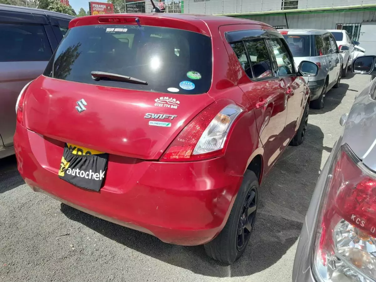 SUZUKI Swift RS - 2014