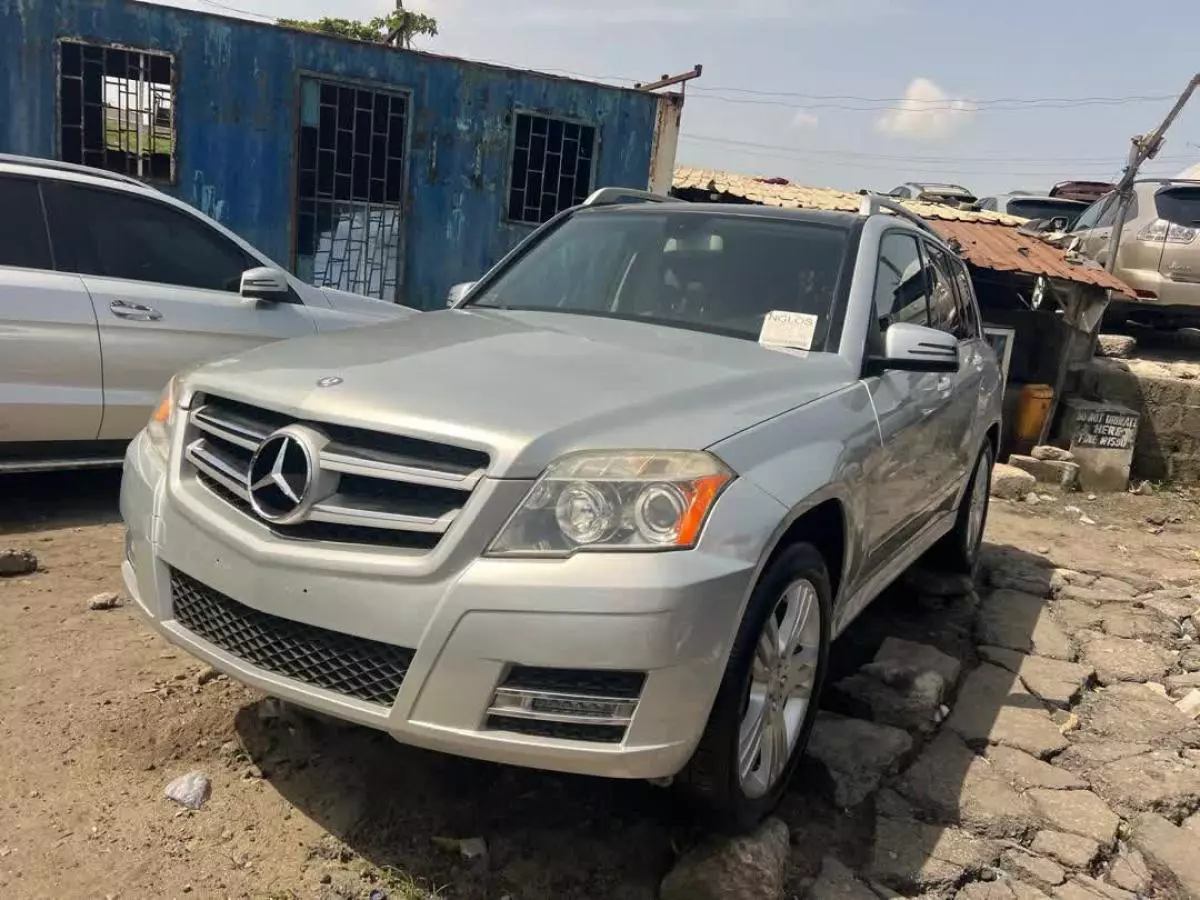 Mercedes-Benz GLK 350   - 2012