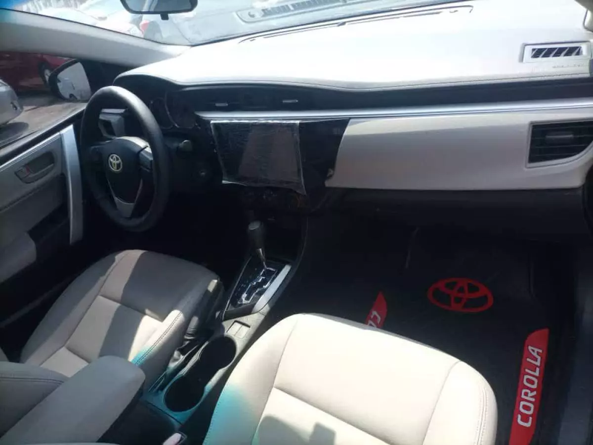 Toyota Corolla - 2014