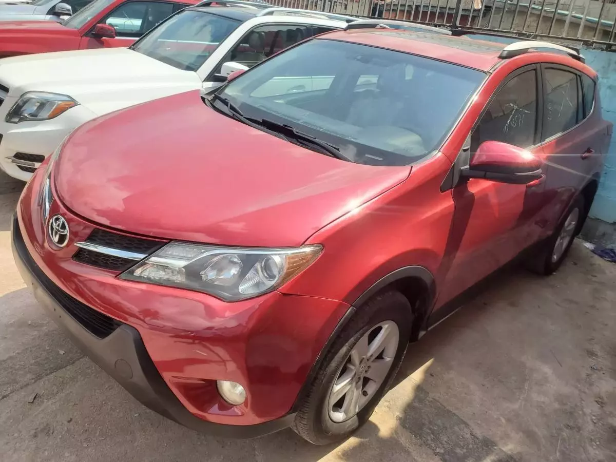 Toyota RAV 4   - 2013