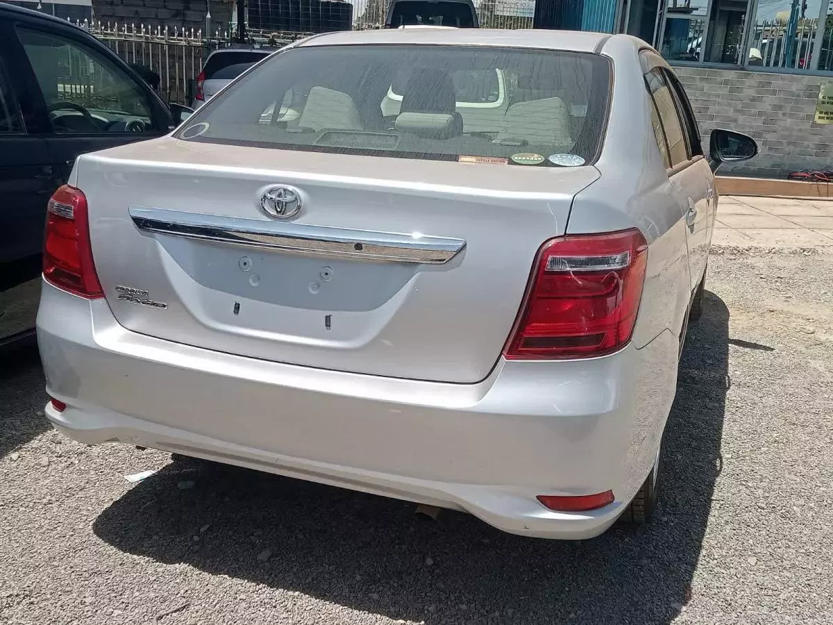 Toyota Axio  - 2015