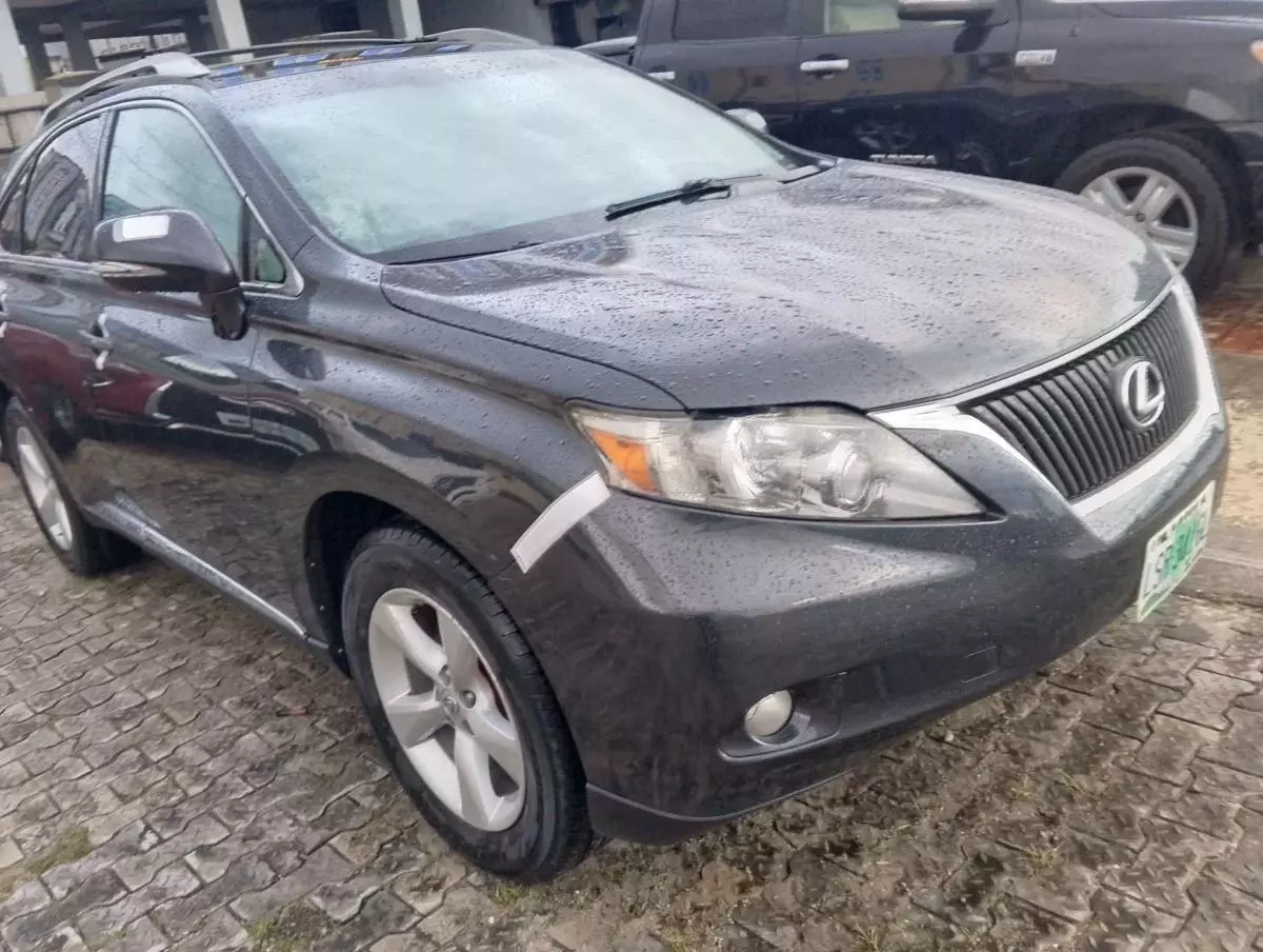 Lexus RX 350   - 2010