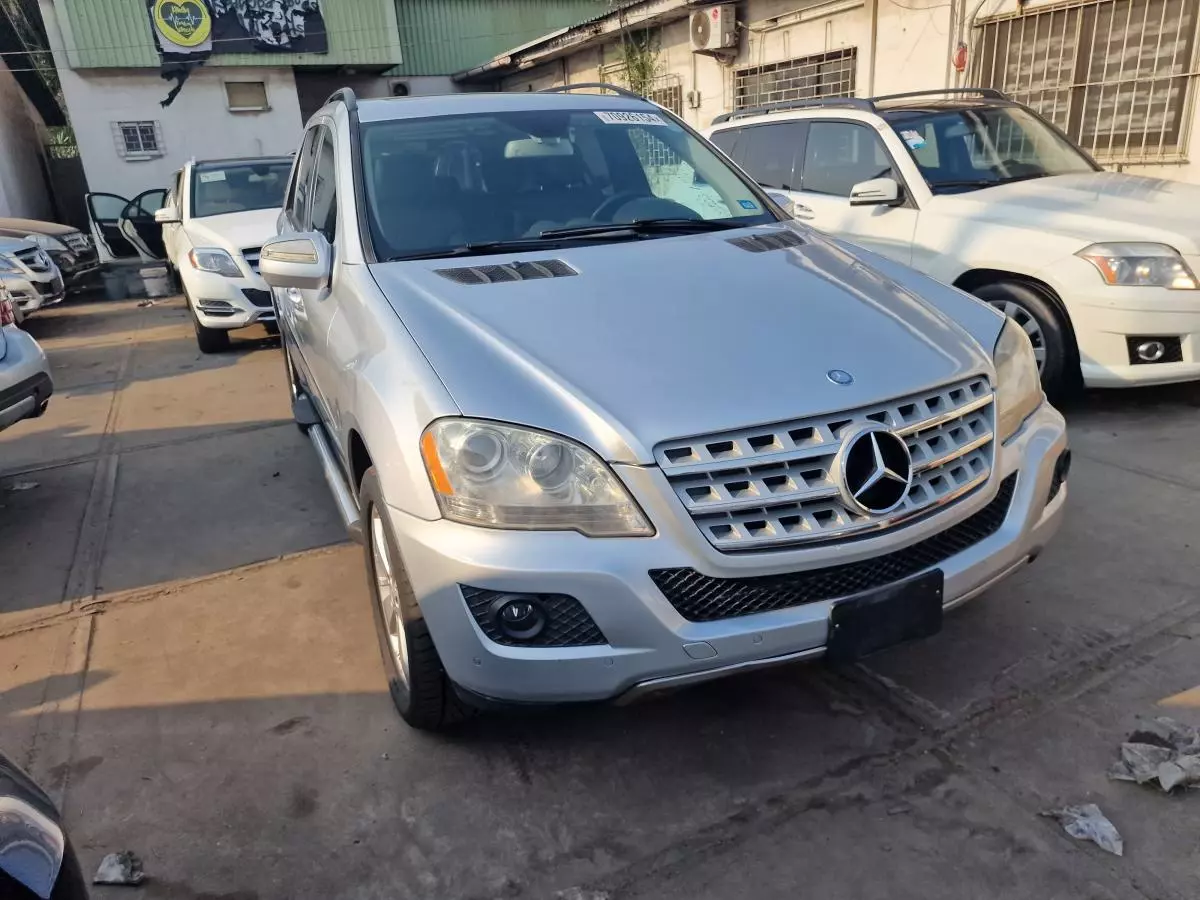 Mercedes-Benz ML 350   - 2009