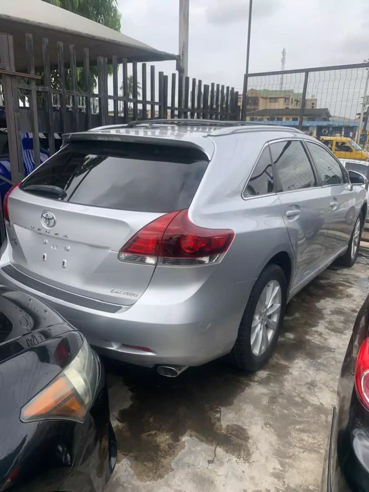 Toyota Venza   - 2014