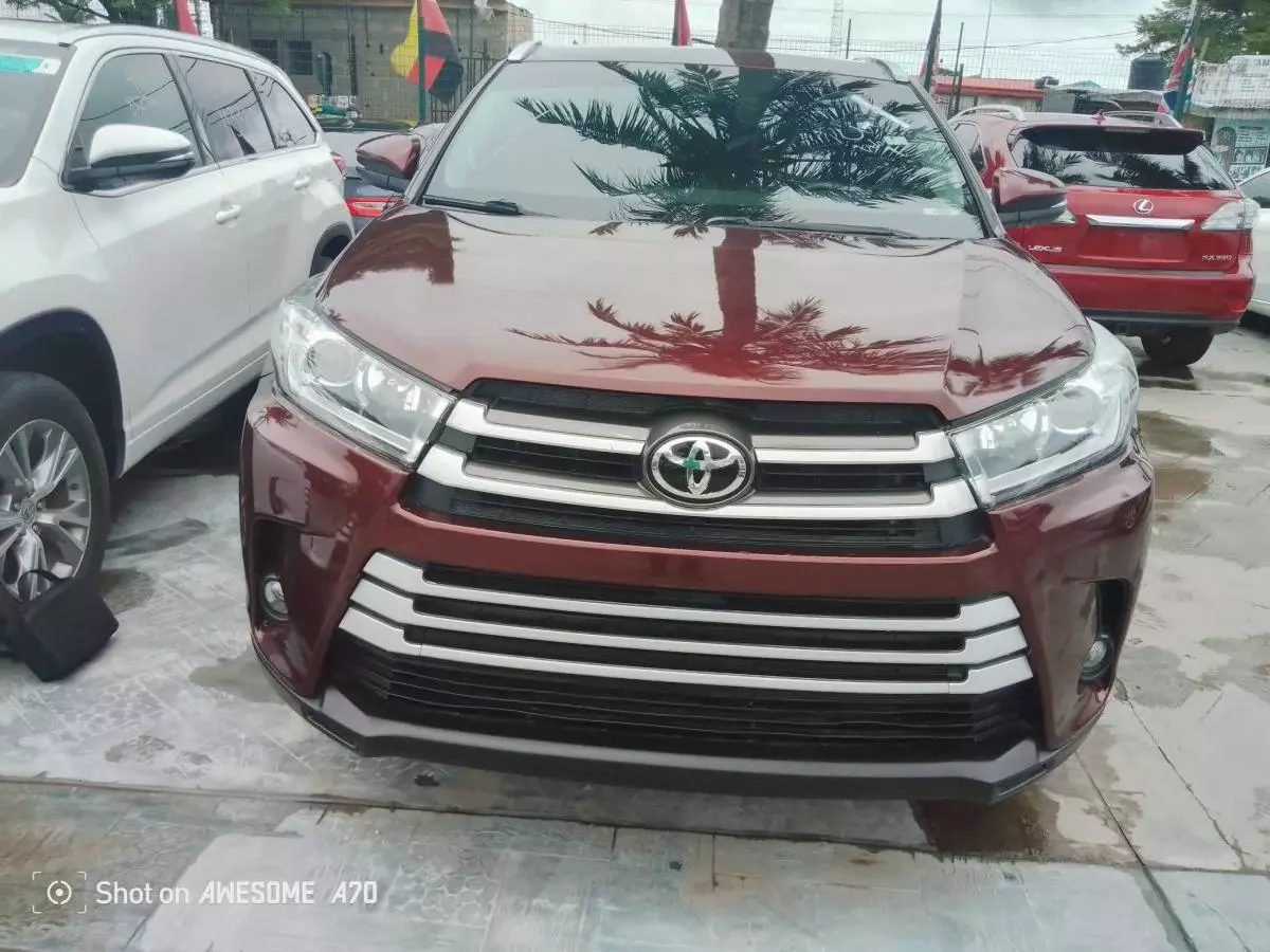 Toyota Highlander   - 2018