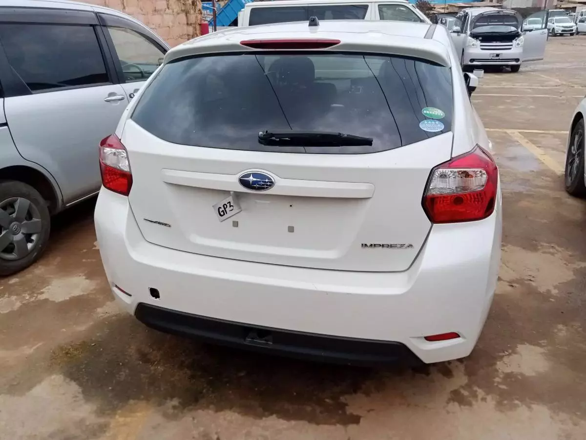 Subaru Impreza   - 2014