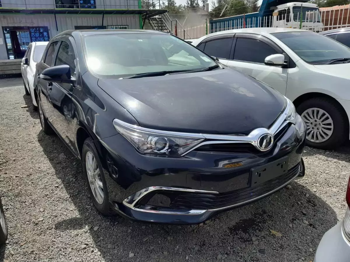 Toyota Auris - 2015