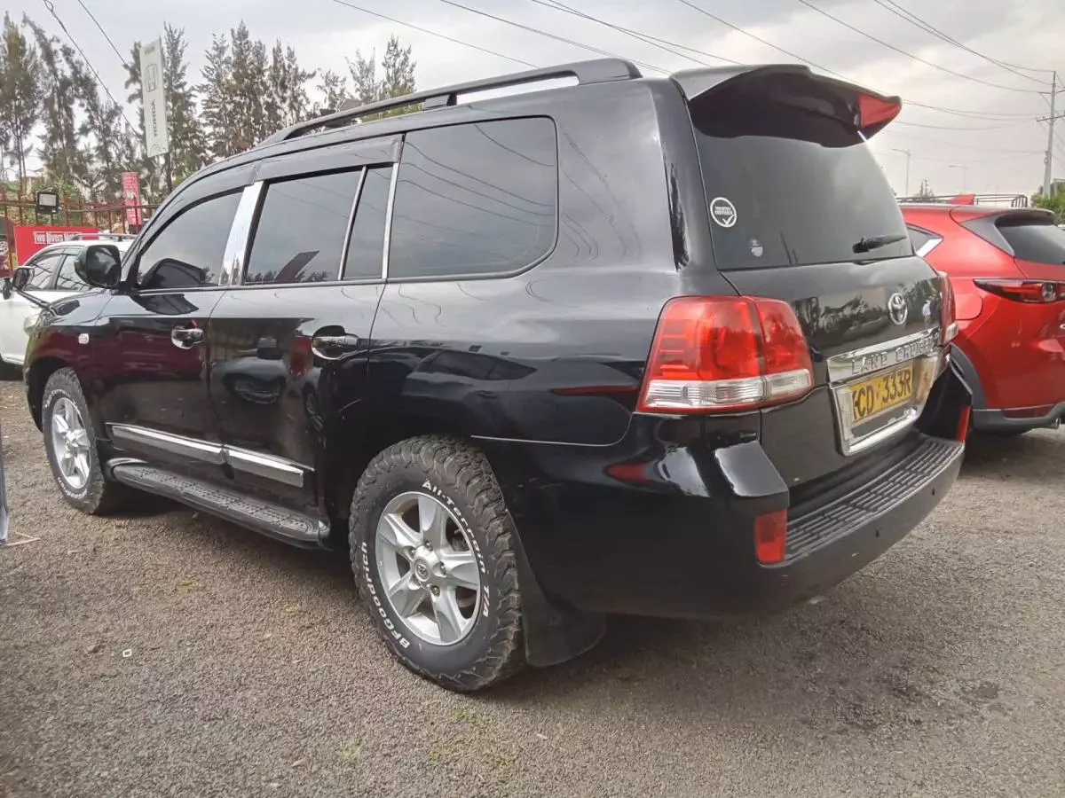 Toyota Landcruiser Vx V8    - 2009