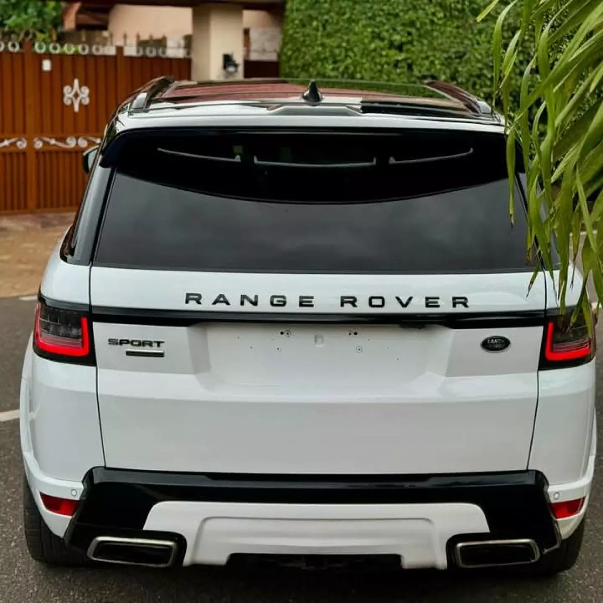 Land Rover Range Rover Sport   - 2020