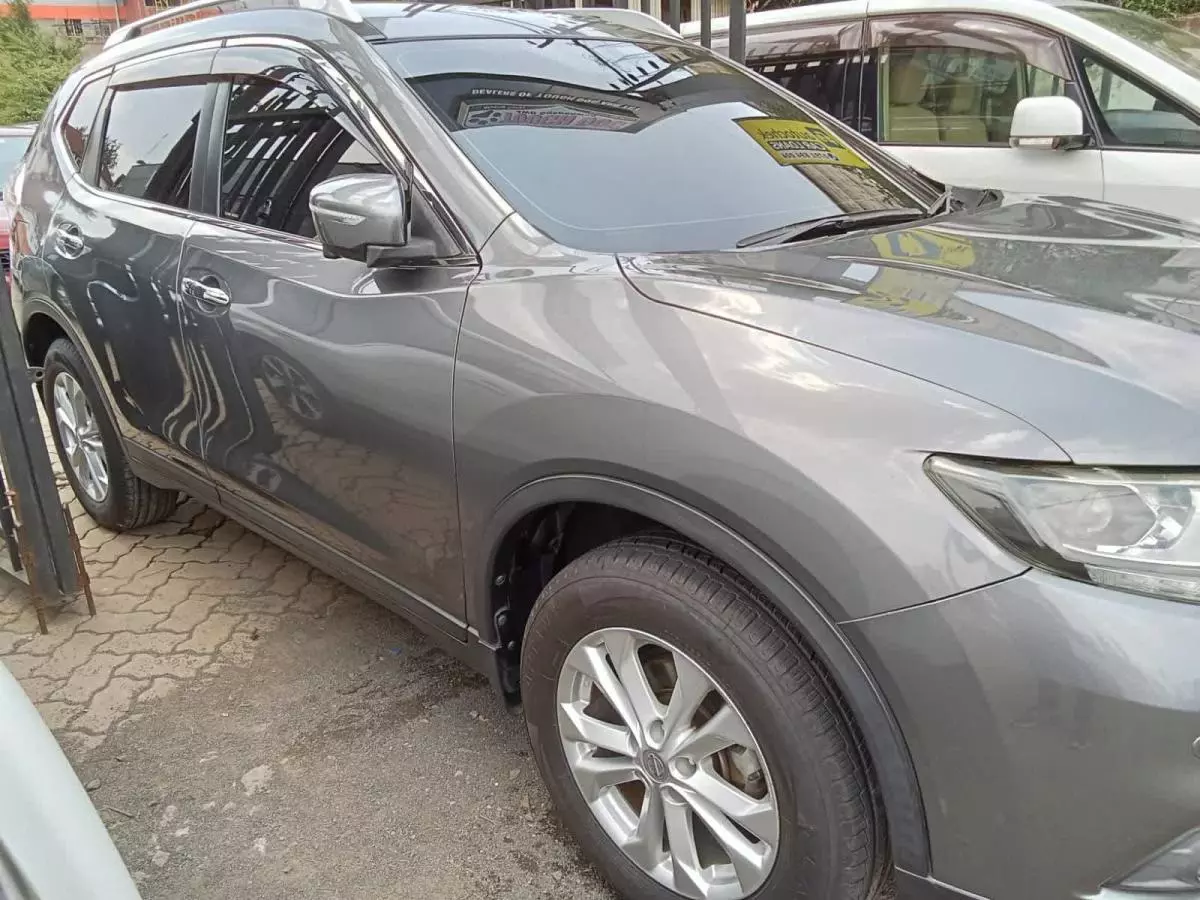 Nissan X-TRAIL - 2017
