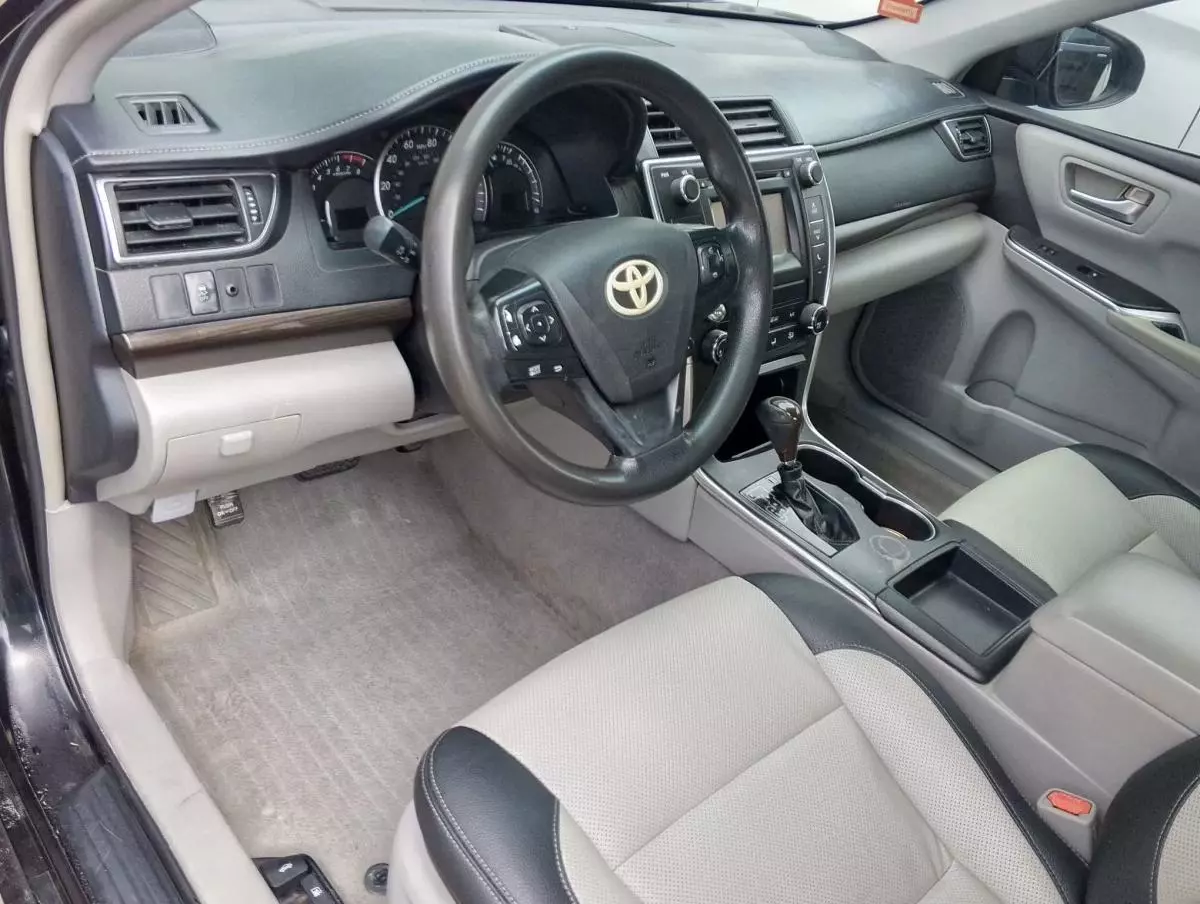 Toyota Camry   - 2015