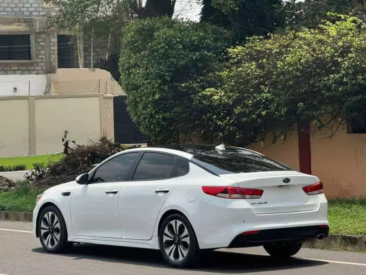 KIA Optima   - 2018