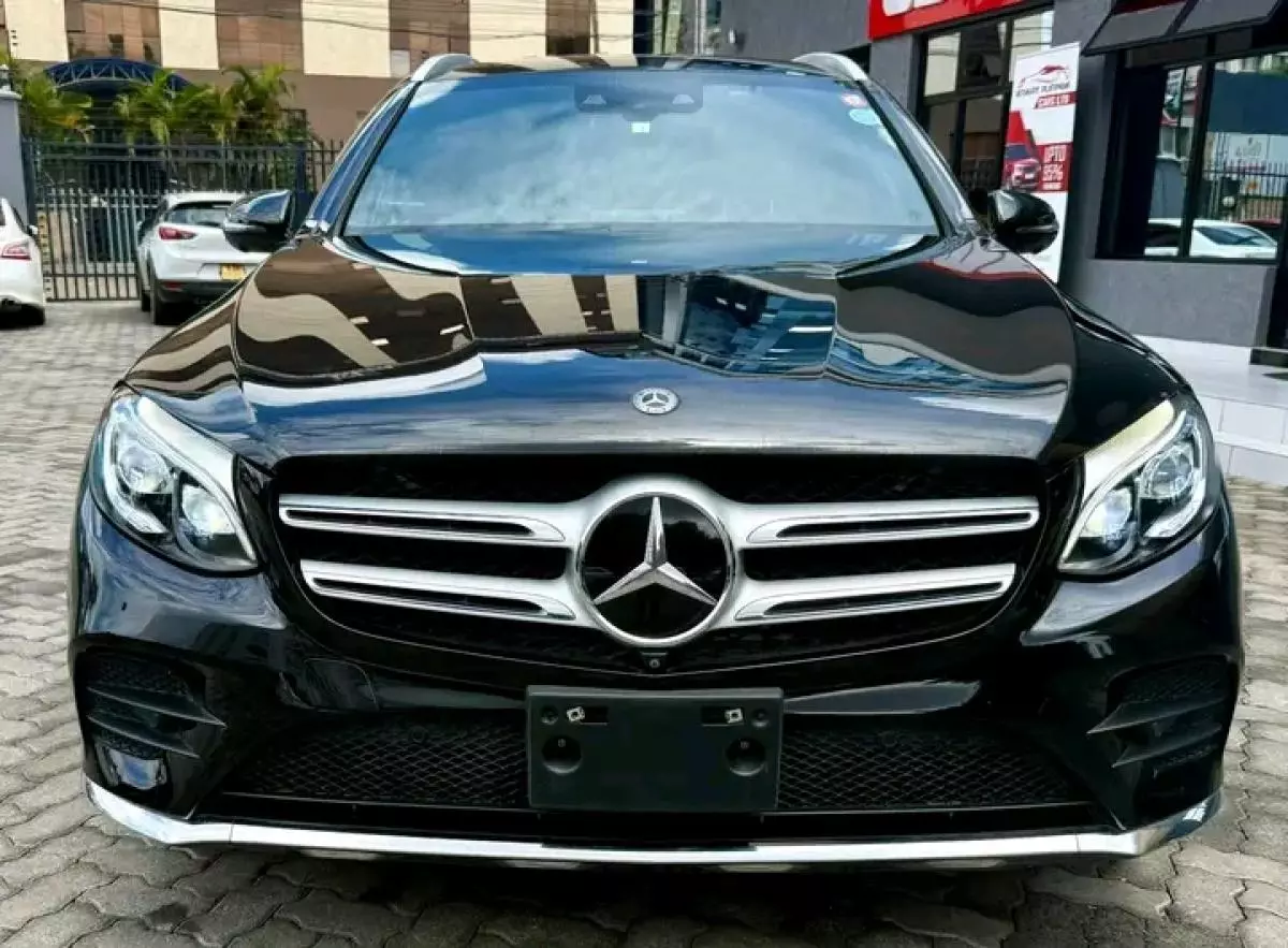 Mercedes-Benz GLC 250   - 2017