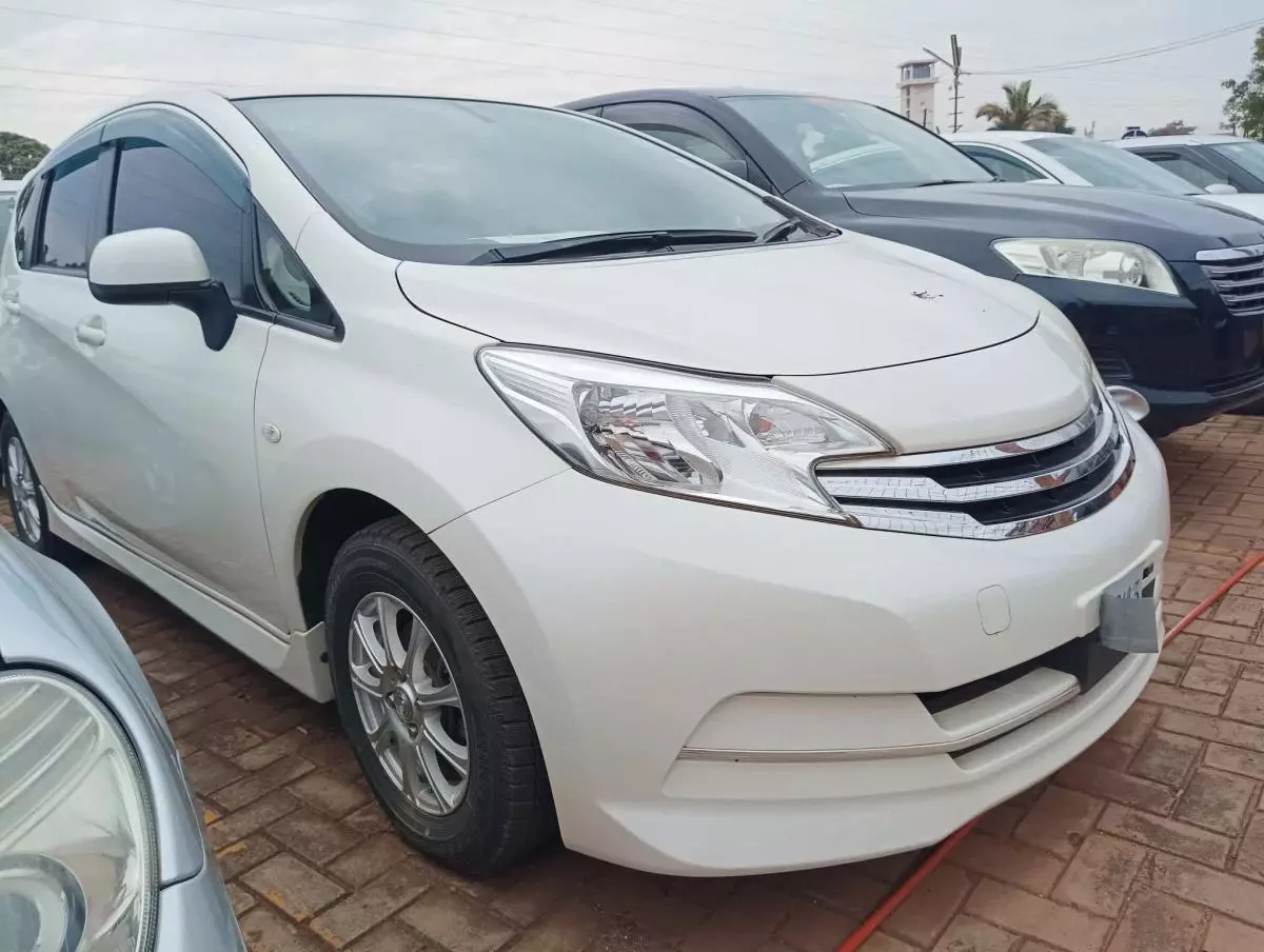 Nissan Note   - 2012
