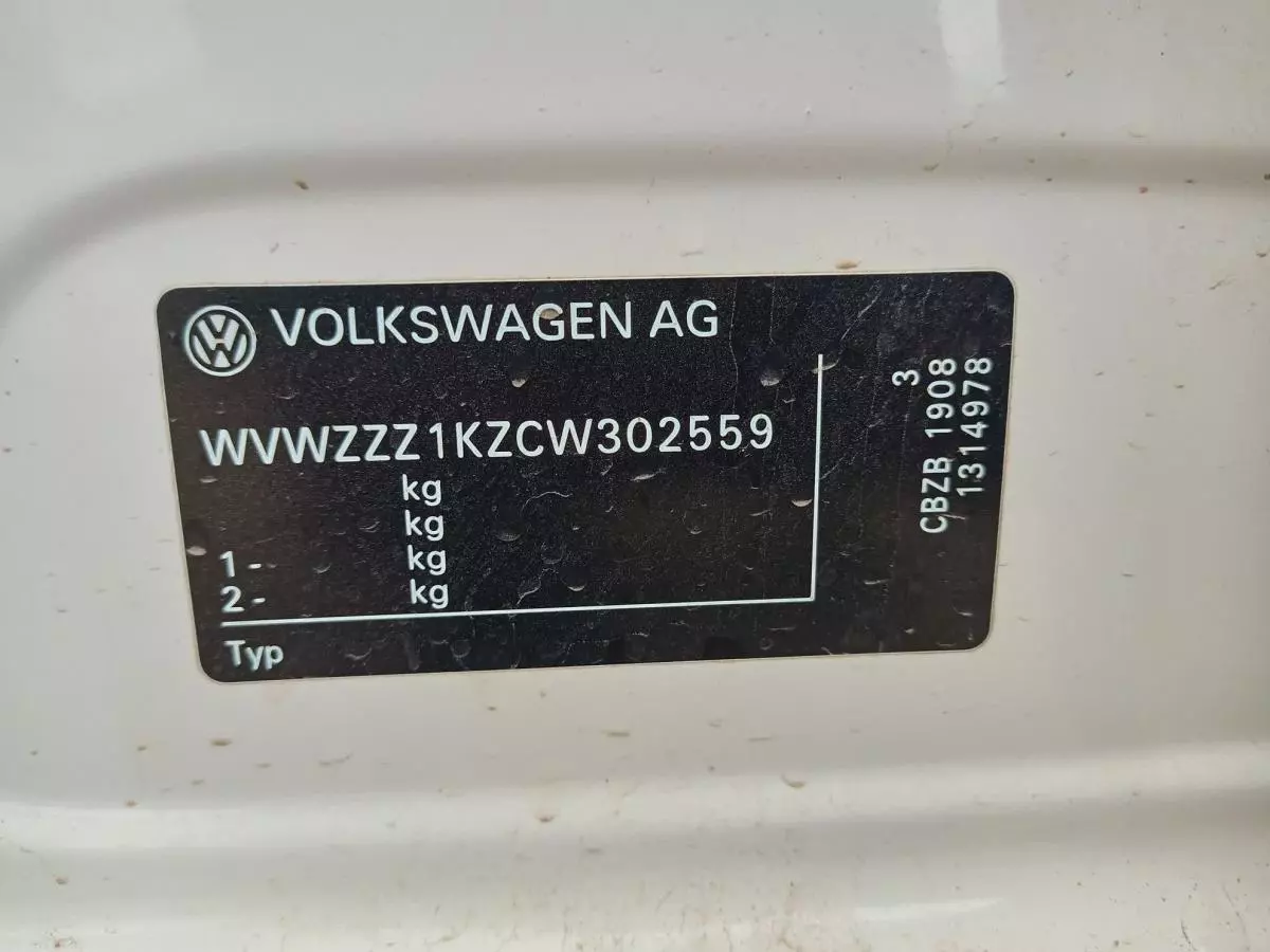 Volkswagen Golf - 2012