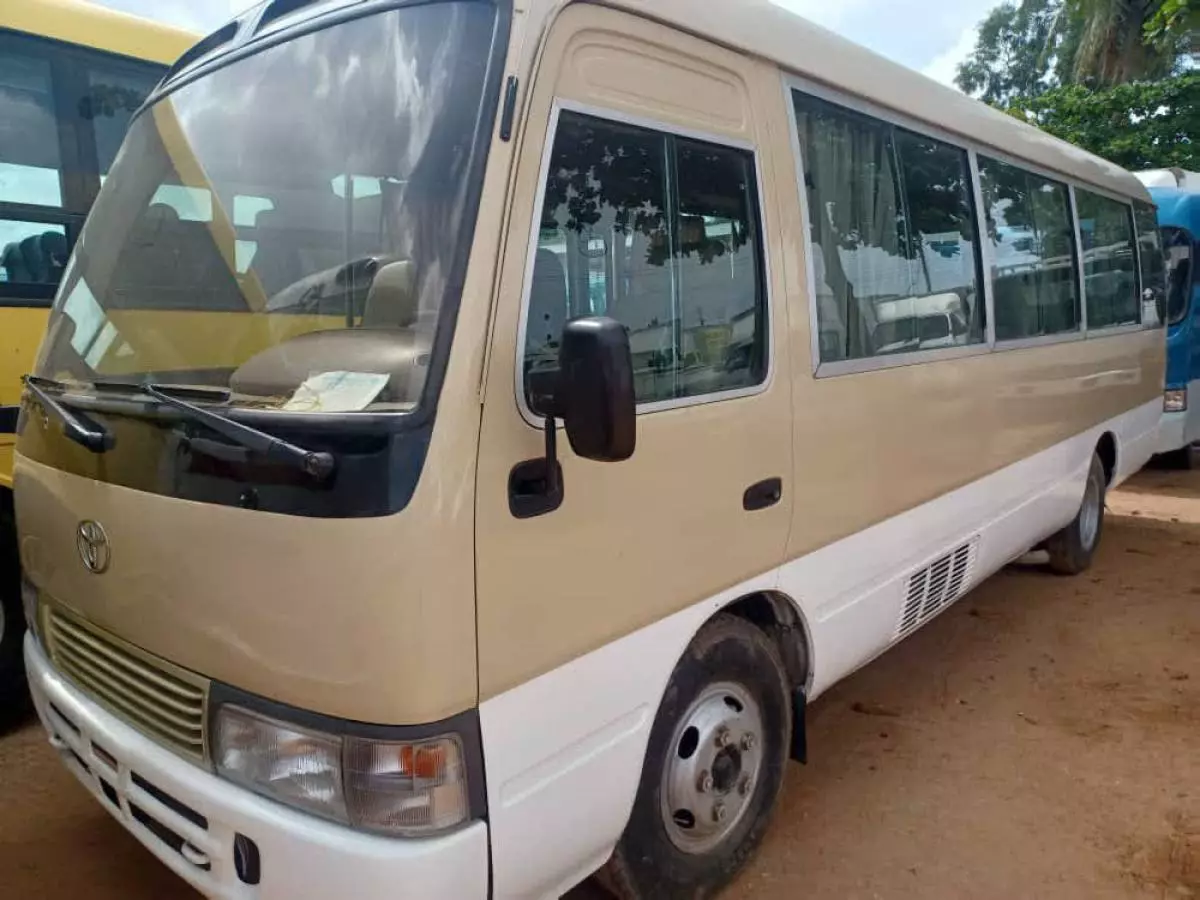 Toyota Coaster   - 2016