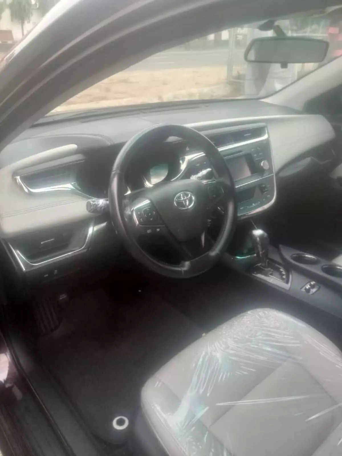 Toyota Avalon - 2013