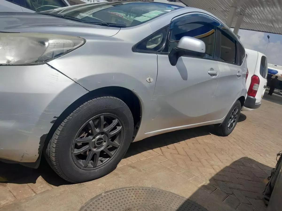 Nissan Note   - 2013