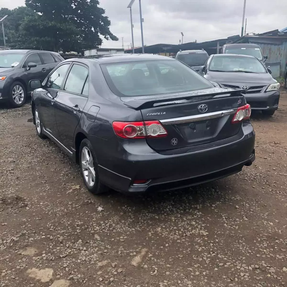 Toyota corolla   - 2012