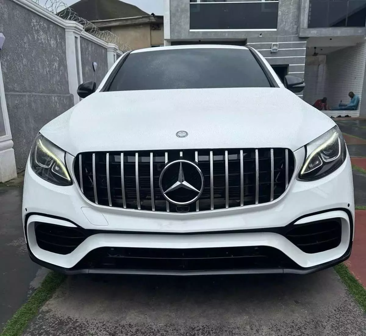 Mercedes-Benz GLC 300   - 2018