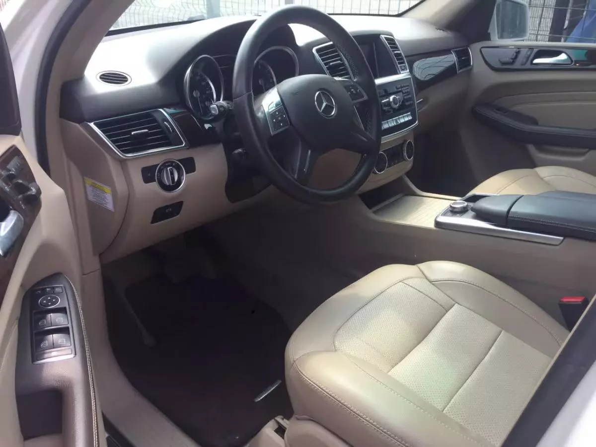 Mercedes-Benz ML 350 - 2013