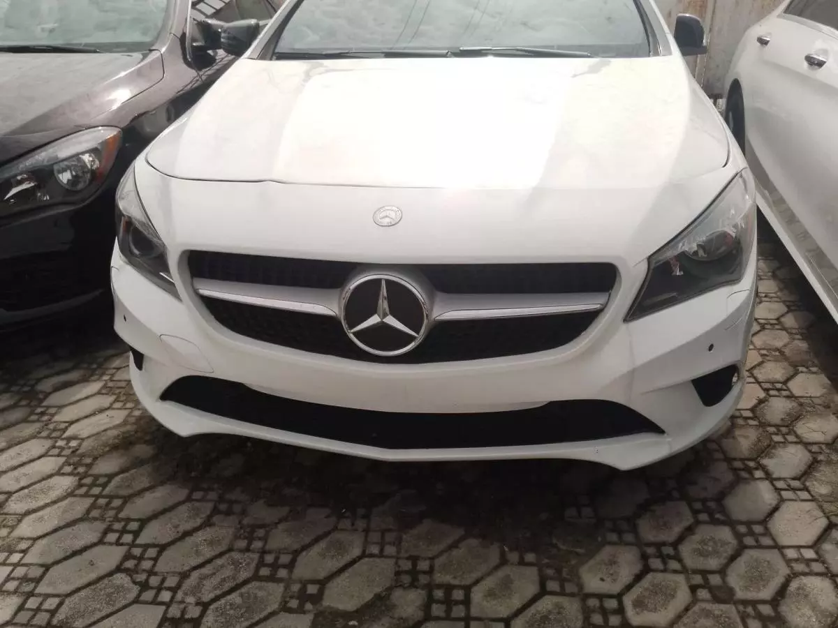 Mercedes-Benz CLA 250   - 2014