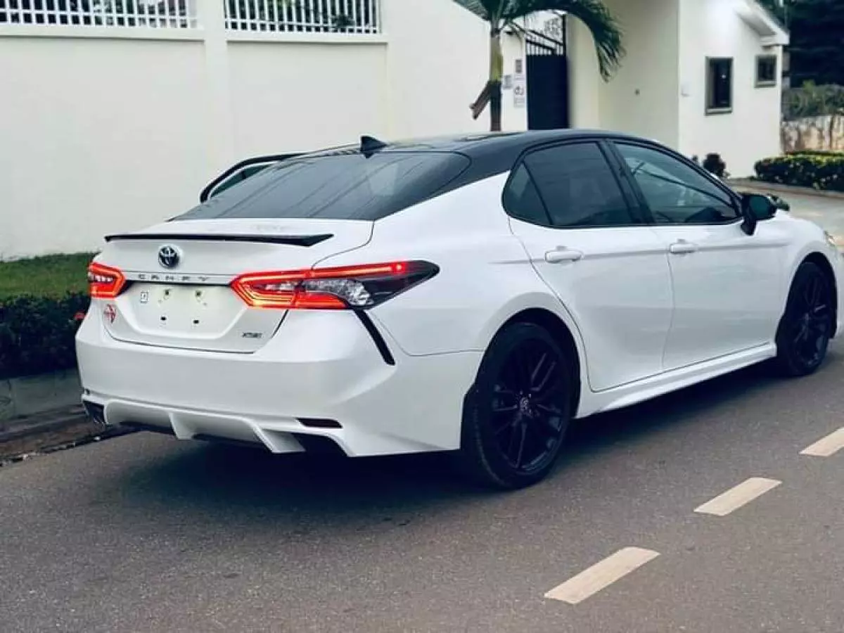 Toyota Camry   - 2021