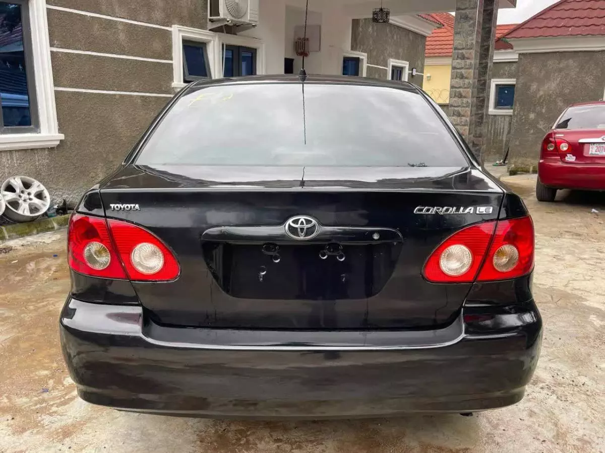 Toyota Corolla   - 2008