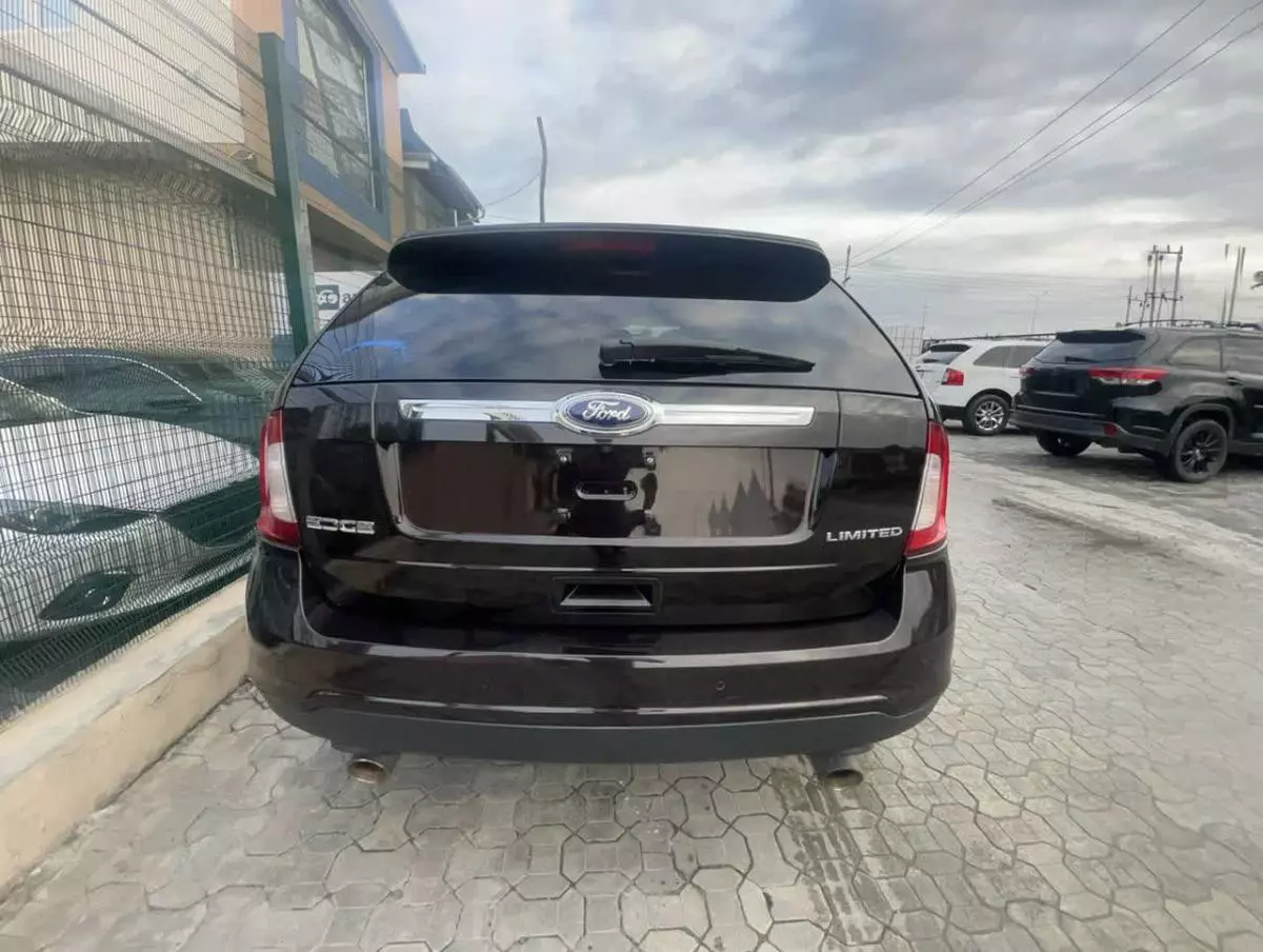 Ford Edge - 2013